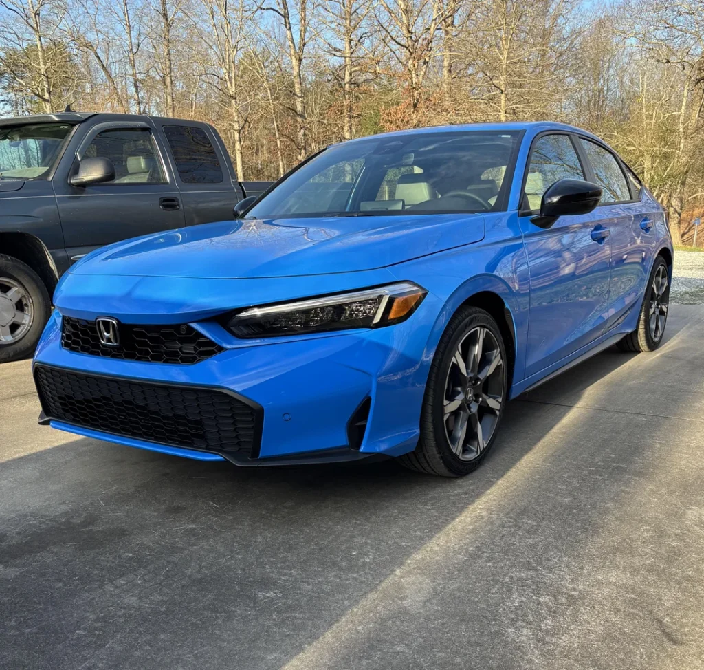 The Ultimate Guide to Compact Cars for Daily Commuters: Reviews and Recommendations